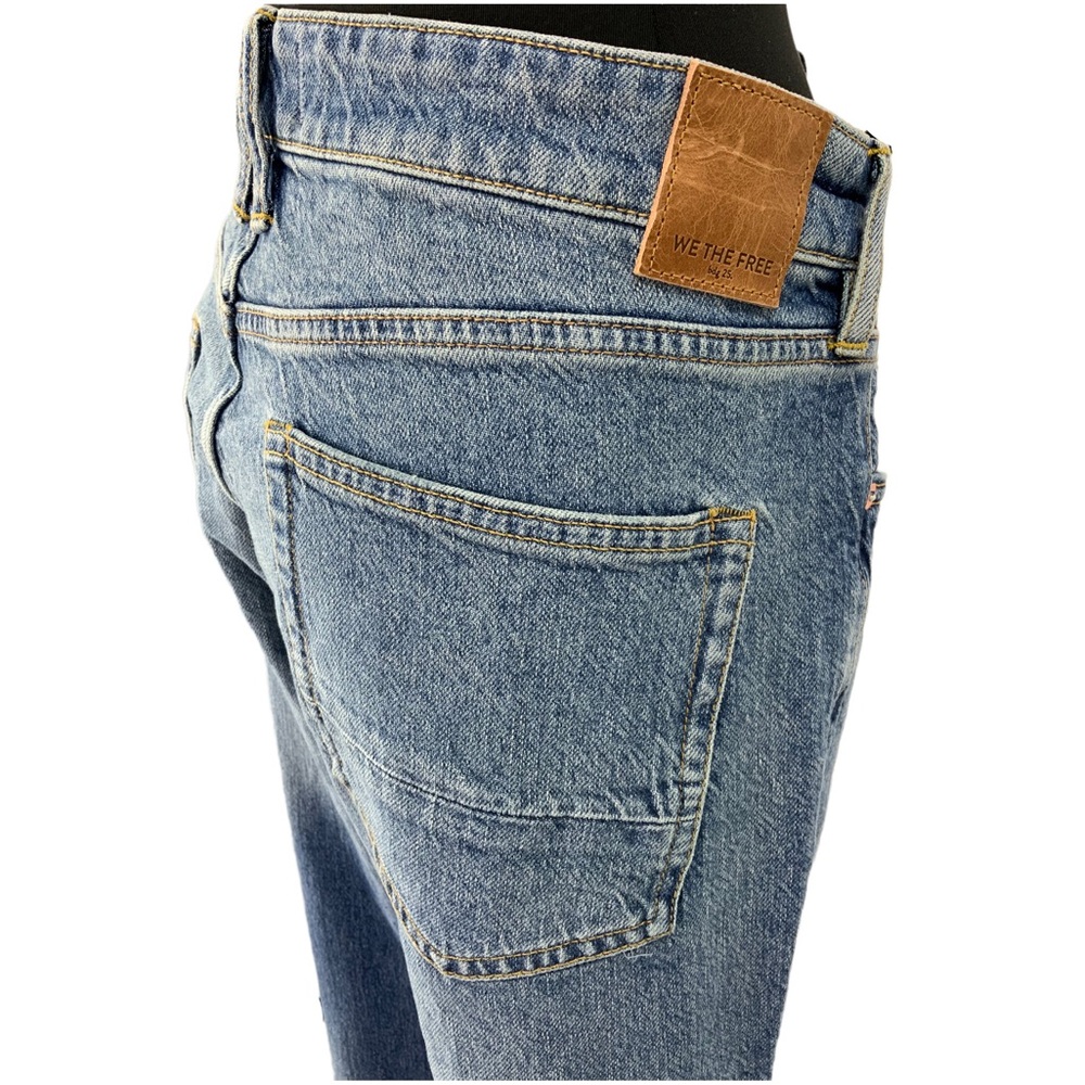 We The Free Distressed Straight Leg Jeans NWT Bin A9 - Picture 5 of 11